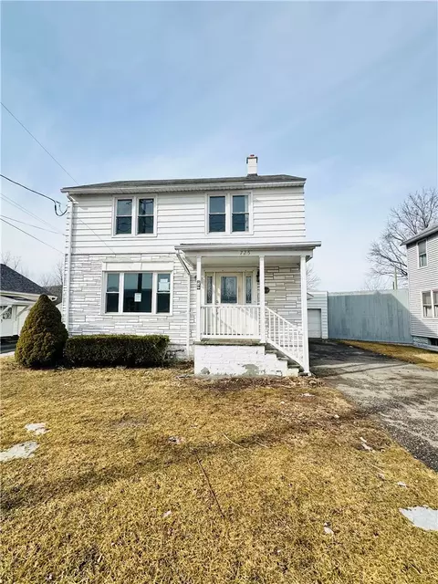 725 Dickson St, Union, NY 13760