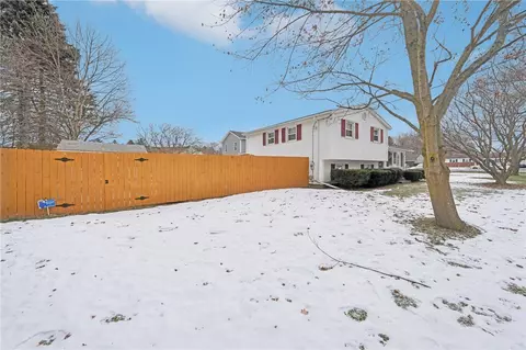 30 Densmore Rd, Irondequoit, NY 14609 photo 37