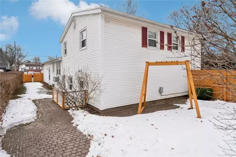 30 Densmore Rd, Irondequoit, NY 14609 photo 35