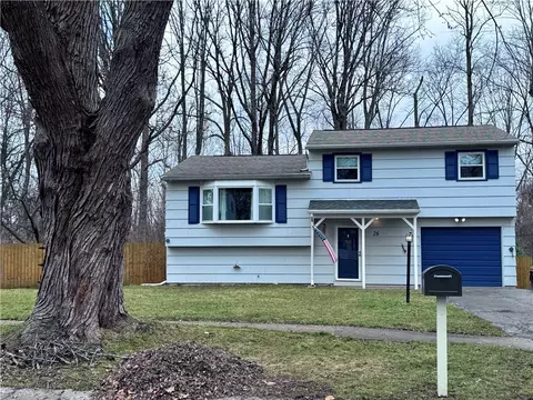 26 Lori Ln, Gates, NY 14624