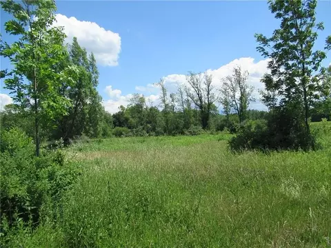 8331 Slusser Rd, Pembroke, NY 14036