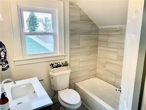 Bath - 67 Heberle Rd, Irondequoit, NY 14609 photo 4 of 4