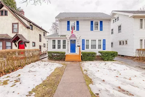 221 Westchester Ave, Irondequoit, NY 14609