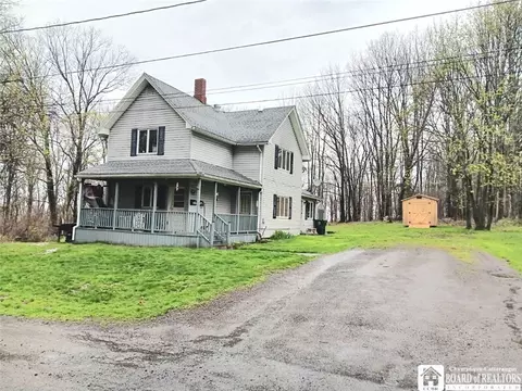 114 Vega St, Jamestown, NY 14701