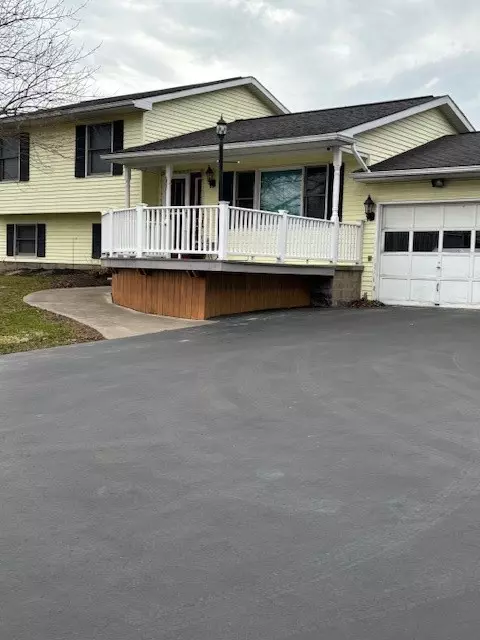 7429 Cherry Street Rd, Sennett, NY 13021