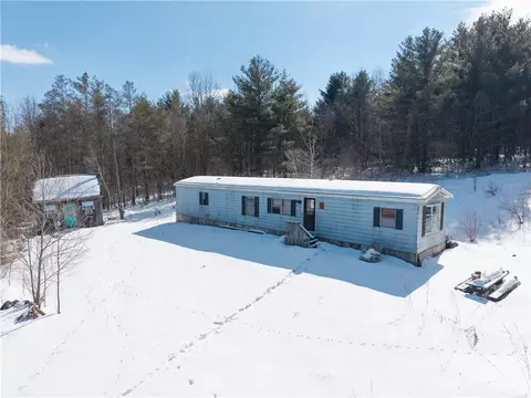 2304 Wearkley Rd, Wayland, NY 14572