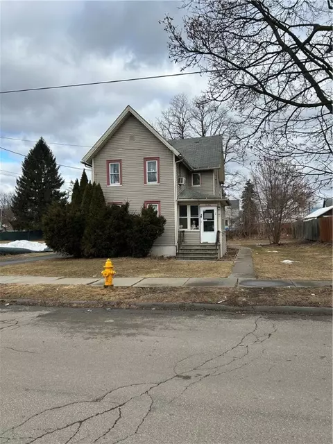365 E Thurston St, Elmira, NY 14901