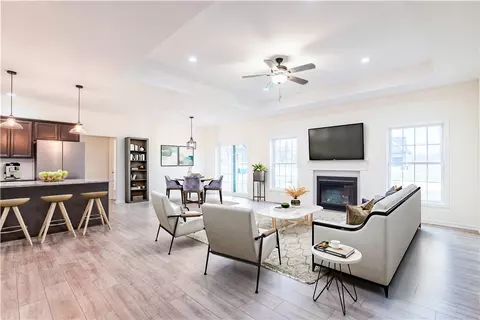 Living - 467 Pardee Rd, Irondequoit, NY 14609 photo 2 of 6