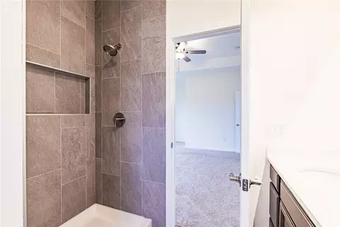 Bath - 467 Pardee Rd, Irondequoit, NY 14609 photo 5 of 5