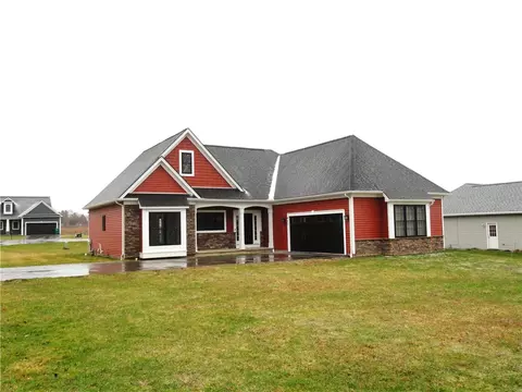 467 Pardee Rd, Irondequoit, NY 14609