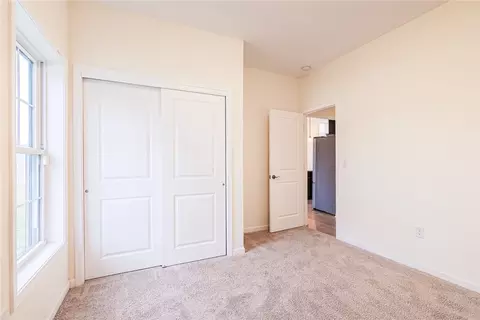 Bedroom - 467 Pardee Rd, Irondequoit, NY 14609 photo 2 of 7