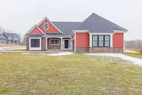 Exterior - 467 Pardee Rd, Irondequoit, NY 14609 photo 3 of 7