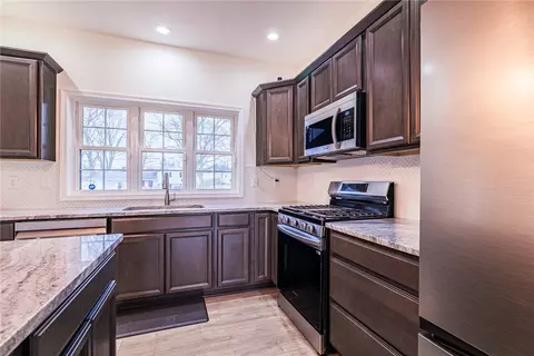 Kitchen - 467 Pardee Rd, Irondequoit, NY 14609 photo 2 of 2