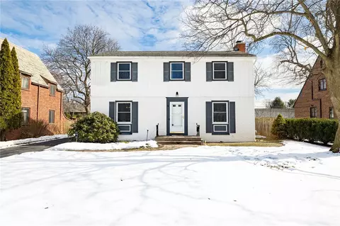 814 Hillside Ave, Rochester, NY 14618