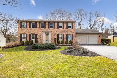 32 Bent Oak Trl, Perinton, NY 14450
