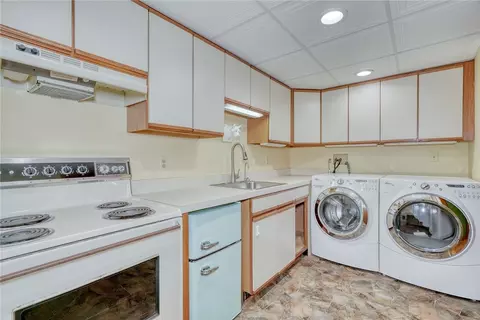 684 Lake Rd, Webster, NY 14580 photo 43