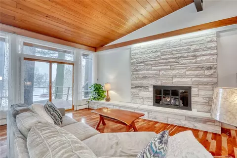 684 Lake Rd, Webster, NY 14580 photo 8