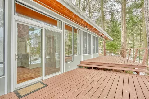 684 Lake Rd, Webster, NY 14580 photo 14