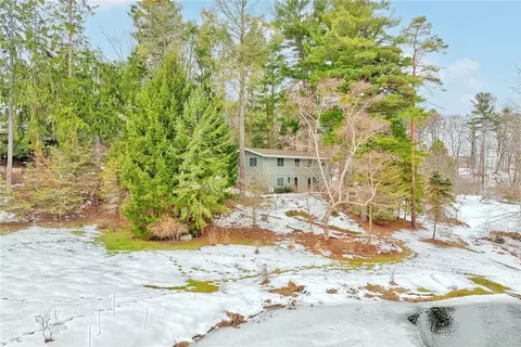 684 Lake Rd, Webster, NY 14580 photo 48