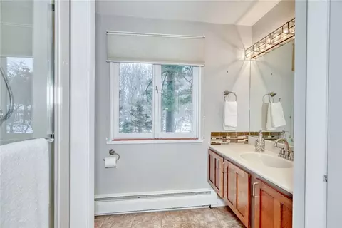 684 Lake Rd, Webster, NY 14580 photo 26