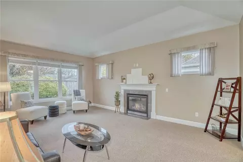 512 Audubon, Irondequoit, NY 14622 photo 4