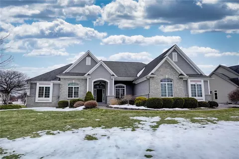 239 Fairbourne Park, Greece, NY 14626