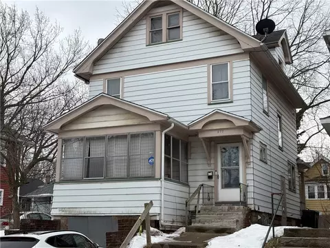 377 Hazelwood Ter, Rochester, NY 14609