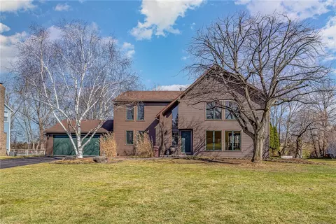 14 Copper Woods, Pittsford, NY 14534