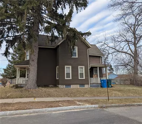 1072 Genesee St, Rochester, NY 14611