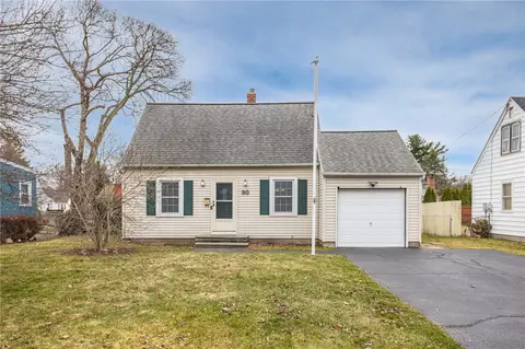 93 Johnson Rd, Greece, NY 14616