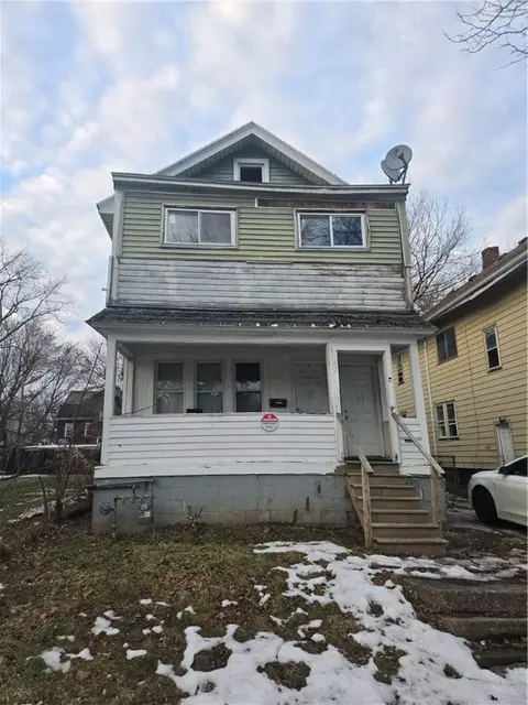 62 Locust St, Rochester, NY 14613