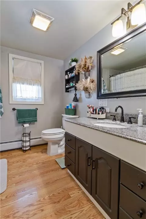 Bath - 75 Montezuma St, Lyons, NY 14489 photo 2 of 3
