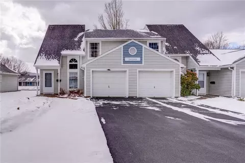 7 State St #Y3, Oneonta, NY 13820