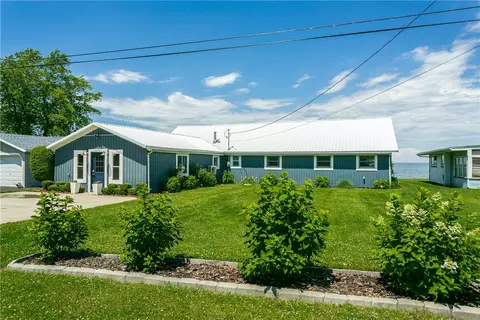 16891 Bald Eagle Dr, Kendall, NY 14476
