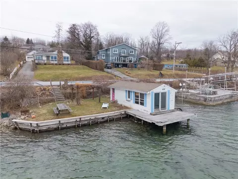 4122 County Road 16, Canandaigua, NY 14424