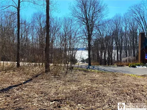 5482 Scandia Dr, Ellery, NY 14712