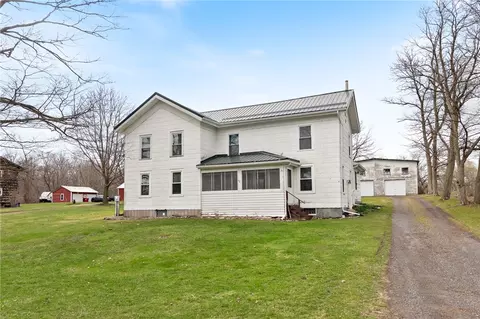 4204 Route 414, North Rose, NY 14516