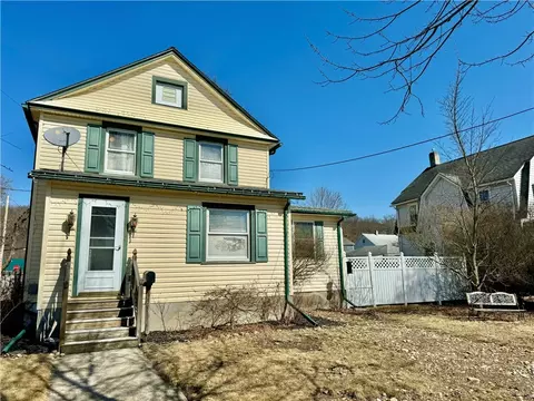 464 Pine St, Erwin, NY 14870