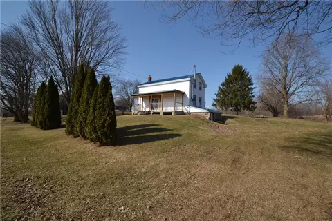 3074 Outlet Rd, Clifton Springs, NY 14432