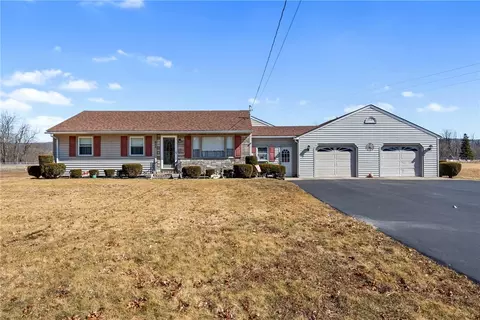 1407 Maple Ave, Southport, NY 14904