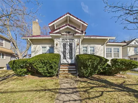 288 Fall St, Seneca Falls, NY 13148