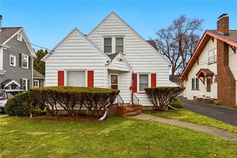 115 W Spruce St, East Rochester, NY 14445