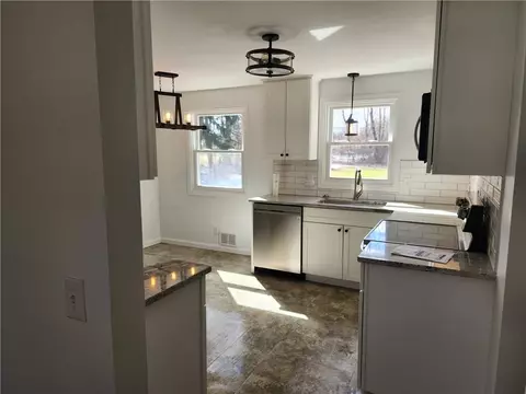 87 Cape Cod, Henrietta, NY 14467 photo 6