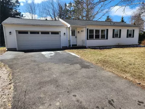 87 Cape Cod, Henrietta, NY 14467 photo 2