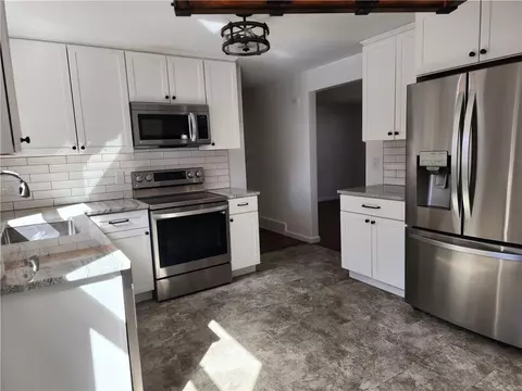 87 Cape Cod, Henrietta, NY 14467 photo 8