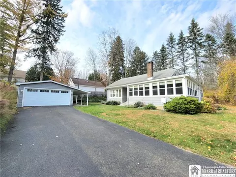 4387 Willowbrook Ln, Ellery, NY 14712