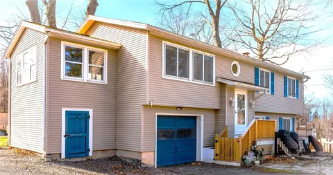 436 North Dr, Greece, NY 14612