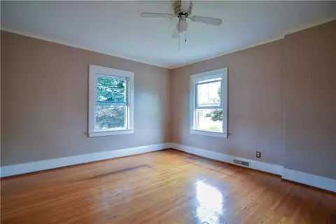 46 Empire Blvd, Irondequoit, NY 14609 photo 11
