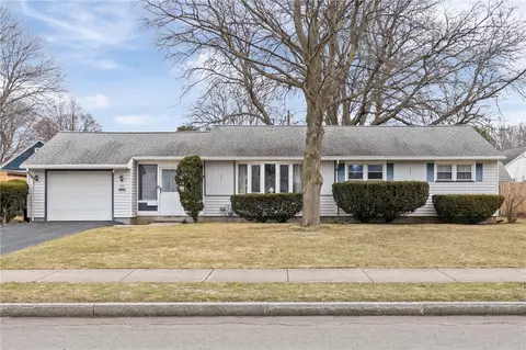 164 Oakwood Rd, Rochester, NY 14616