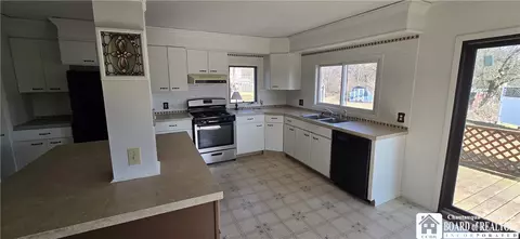 Kitchen - 1620 Haskell Rd, Olean, NY 14760 photo 5 of 7